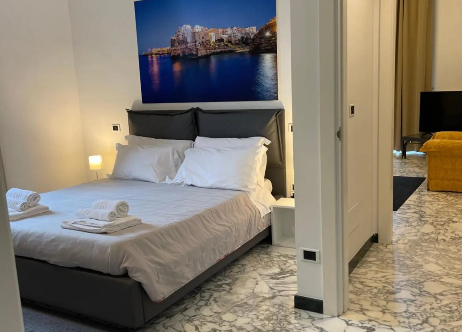 Adua Exclusive Suite Bari 0*,  Italia